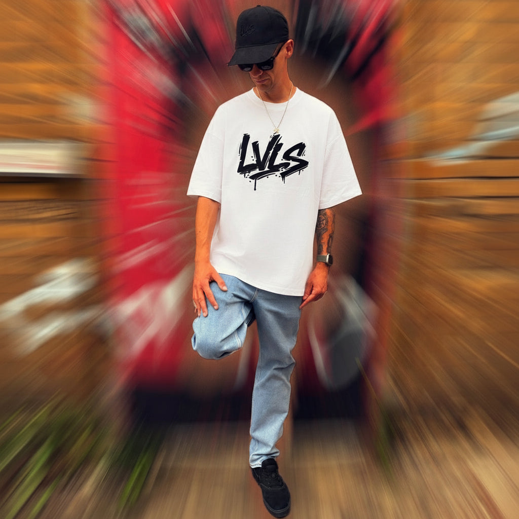 LVLS Camiseta Oversized Blanca „Big Logo“ – Menos distracciones. Más declaración de intenciones.
